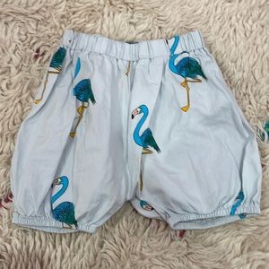 Like new (maybe worn once) 2t Hugo loves tiki bloomer shorts